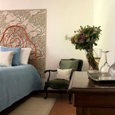 Fattoria Di Caticciano, Elegante Affittacamere Relax E Natura Vicino Firenze Pelago Exterior foto